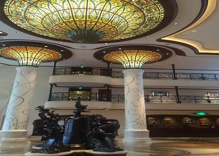 Disneyland Hotel