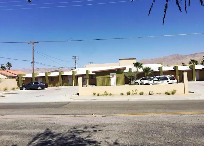 Europa Inn & Suites